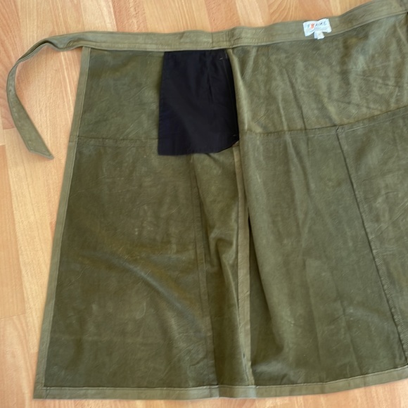 Frame khaki green suede midi wrap skirt - Picture 15 of 16
